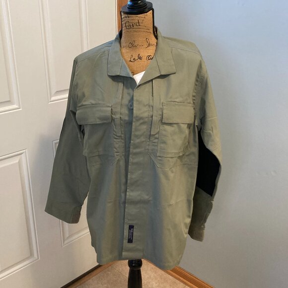 Tactical HRT Shirt Mens Small Long Sleeve NWT